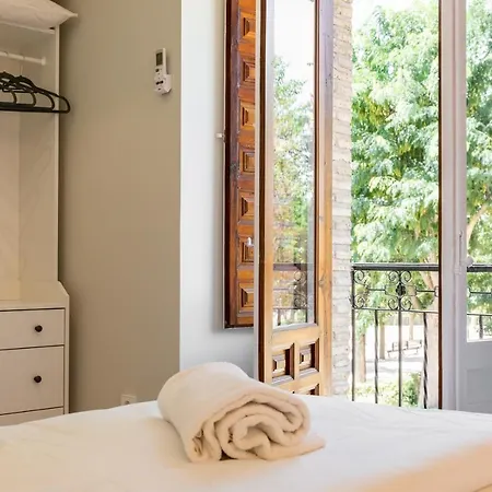 ホテル Toledorooms Vistapark - トレド