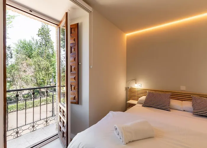 Toledorooms Vistapark - 2*